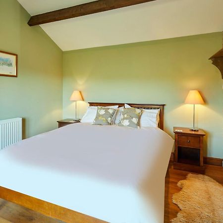 Host & Stay - Tregaer Mill Barn Dingestow Екстер'єр фото